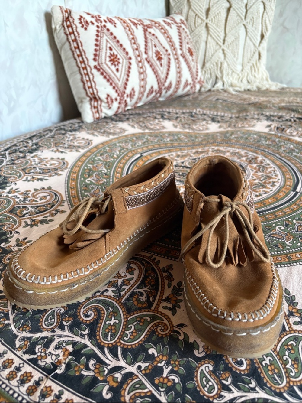 Laidback London moccasin women’s 6 beaded trim